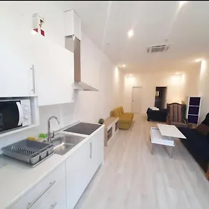 Apartamento Velarde Center One, Málaga